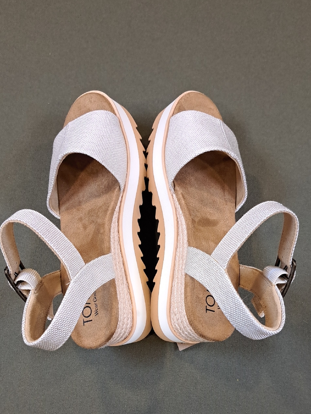 Toms Diana Wedge Sandal - Color: Natural - Size: 7.5 Wide - Picture 7 of 10